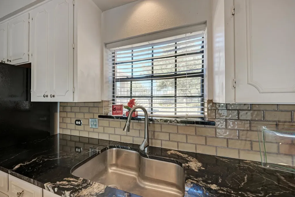 634 Broken Hills Drive Horseshoe Bay TX 78657