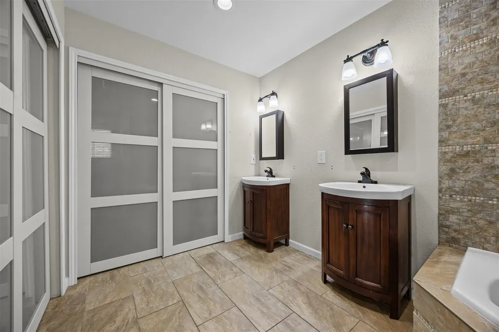1413 Charolais Drive Austin TX 78758