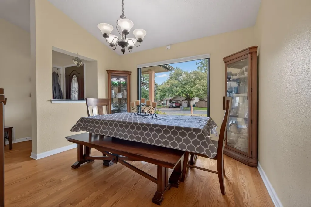 1413 Charolais Drive Austin TX 78758