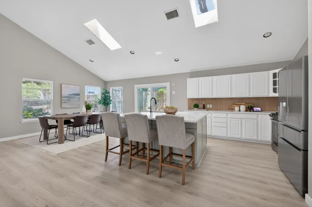 411 W Live Oak Street Austin TX 78704