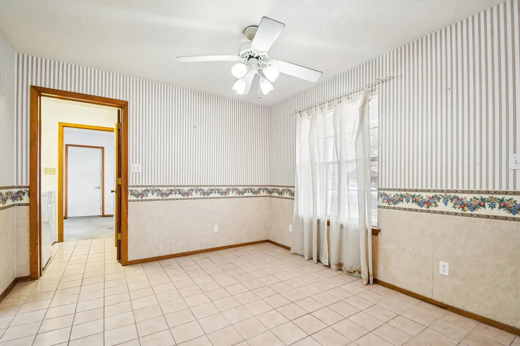 102 Stubblefield Drive Elgin TX 78621