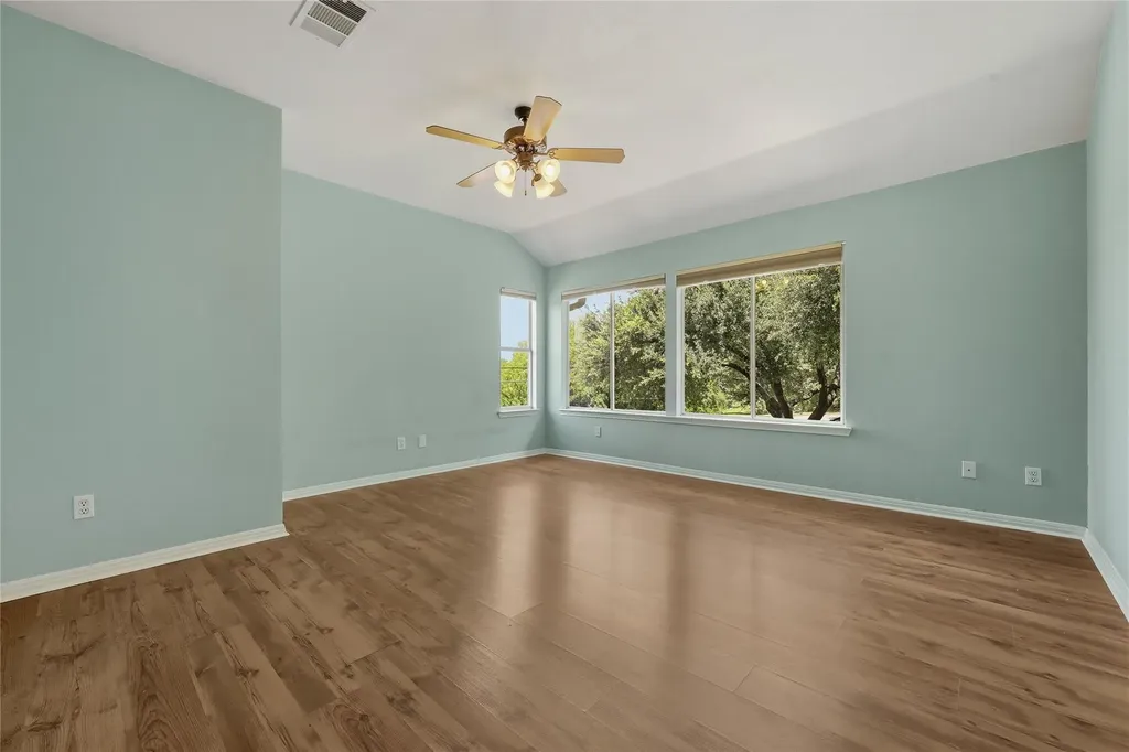 2424 Roundabout Lane Round Rock TX 78664