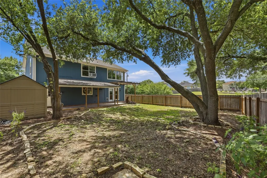 2424 Roundabout Lane Round Rock TX 78664
