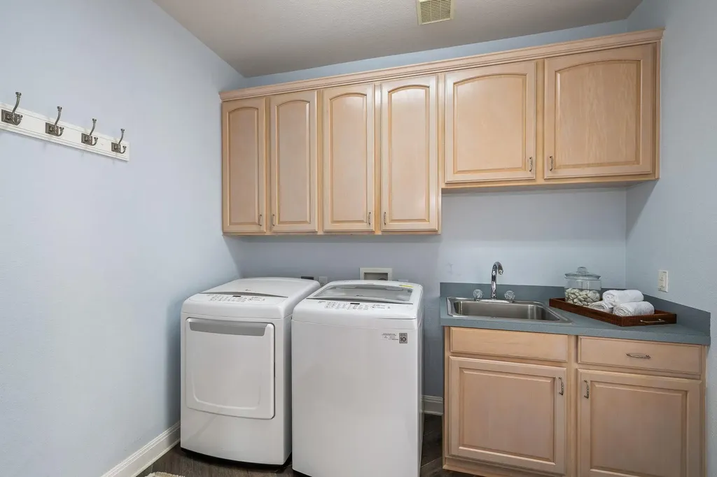 2263 Hamlet Circle Round Rock TX 78664