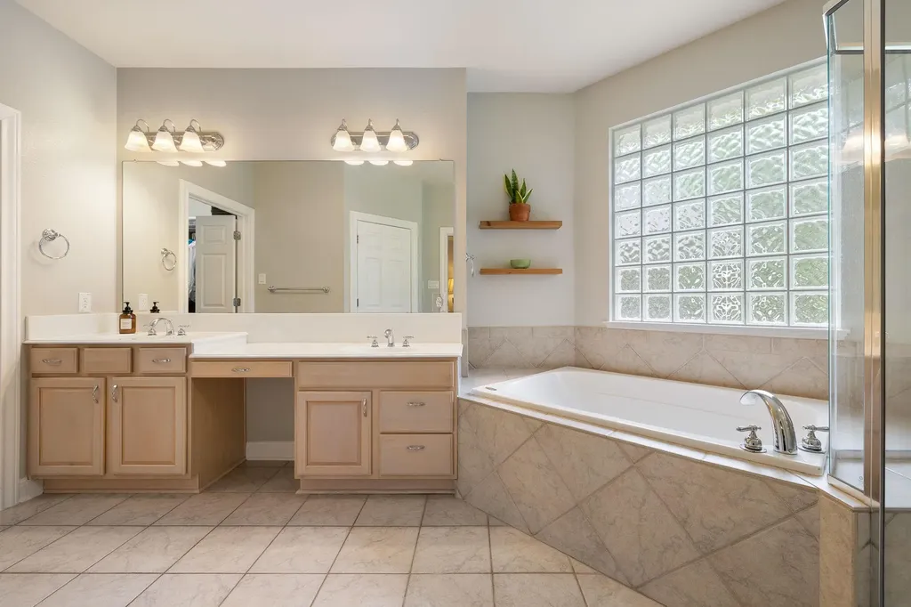 2263 Hamlet Circle Round Rock TX 78664