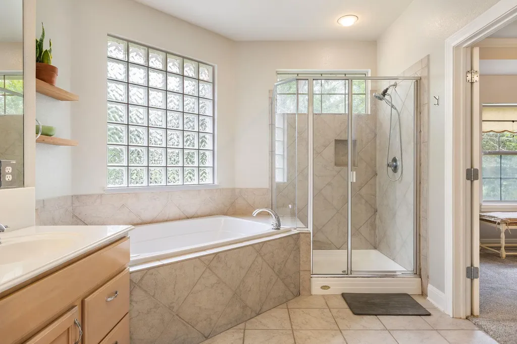 2263 Hamlet Circle Round Rock TX 78664