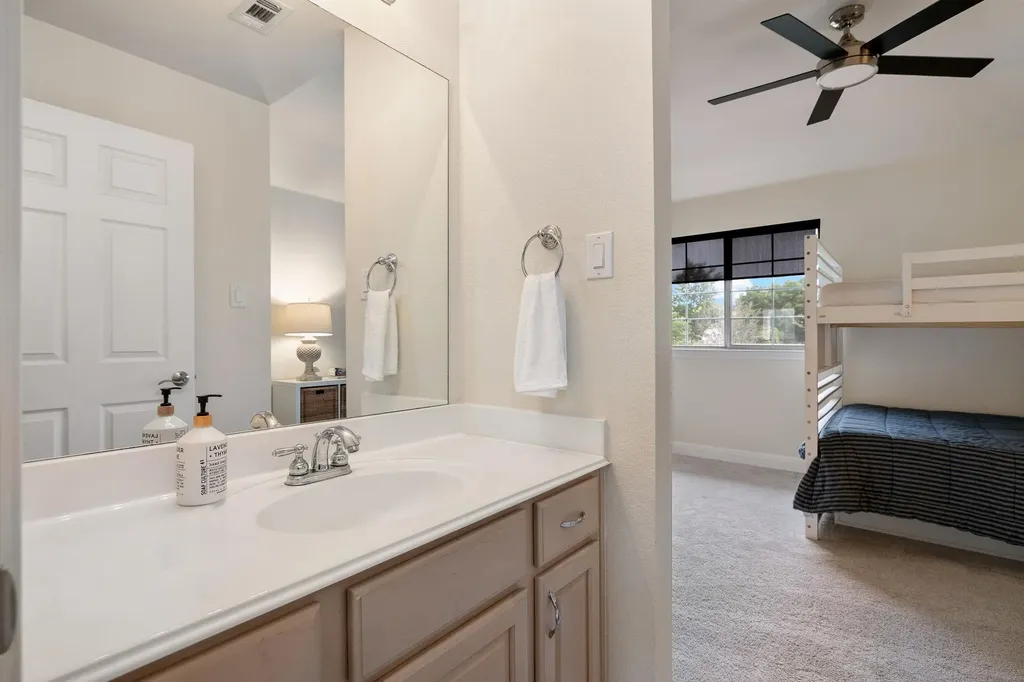 2263 Hamlet Circle Round Rock TX 78664
