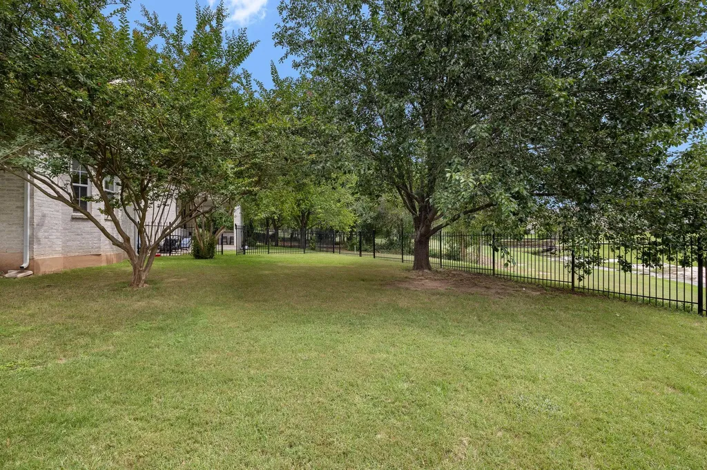 2263 Hamlet Circle Round Rock TX 78664