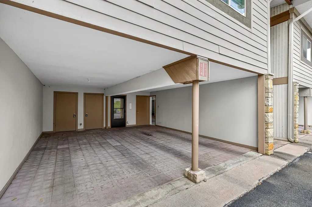 400 Hi There Horseshoe Bay TX 78657