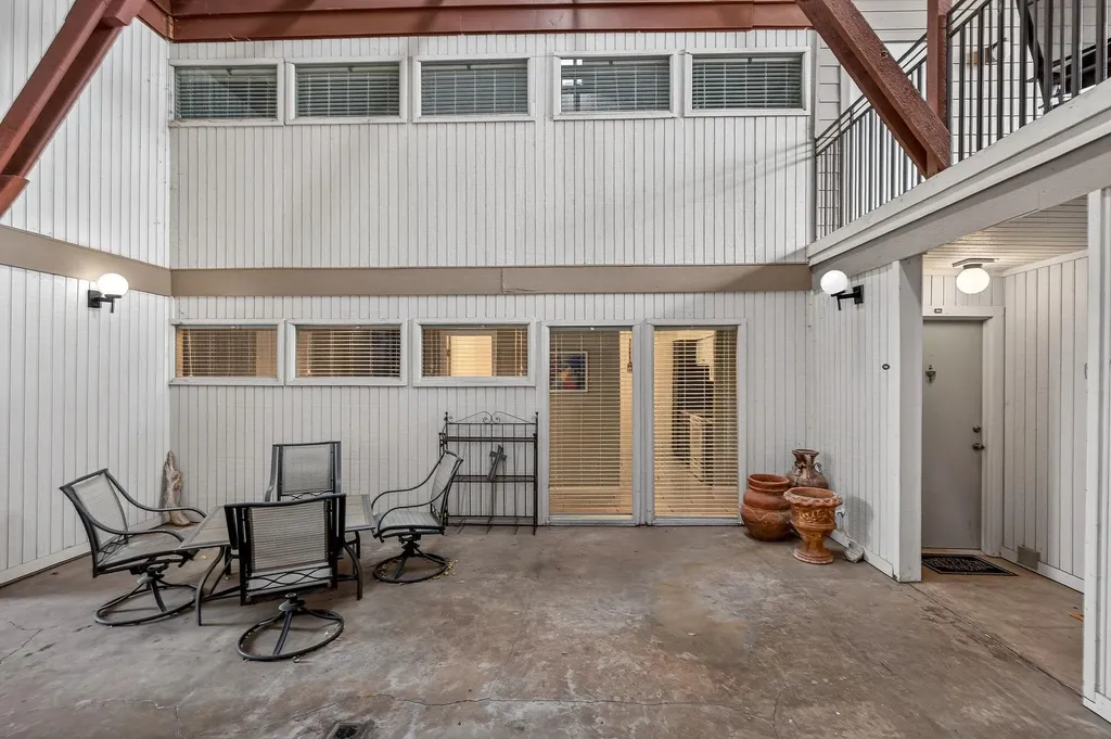 400 Hi There Horseshoe Bay TX 78657