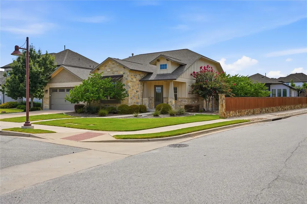 70 Santa Maria Street Georgetown TX 78628
