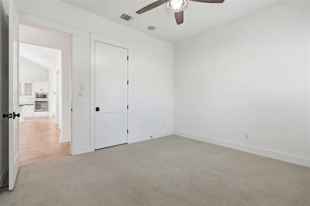 70 Santa Maria Street Georgetown TX 78628