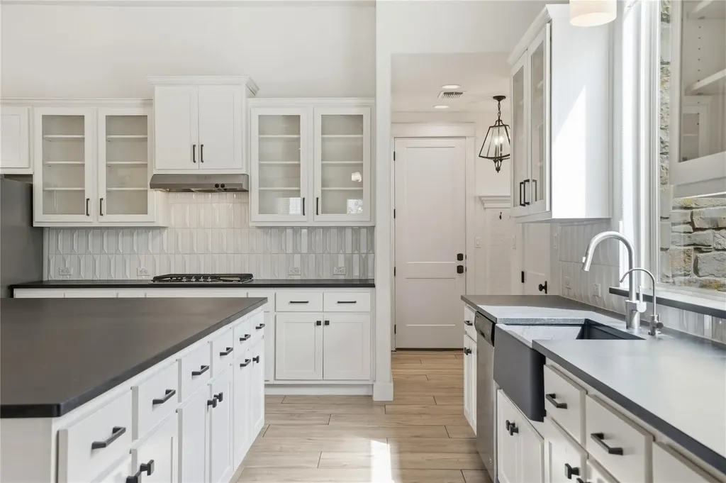 70 Santa Maria Street Georgetown TX 78628