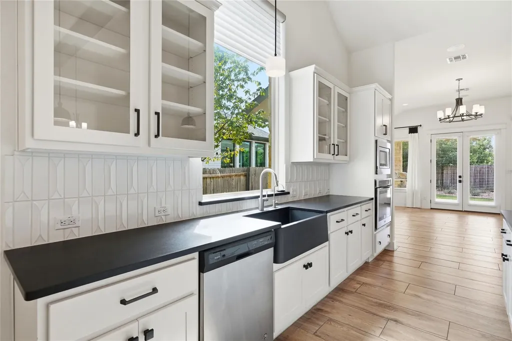70 Santa Maria Street Georgetown TX 78628