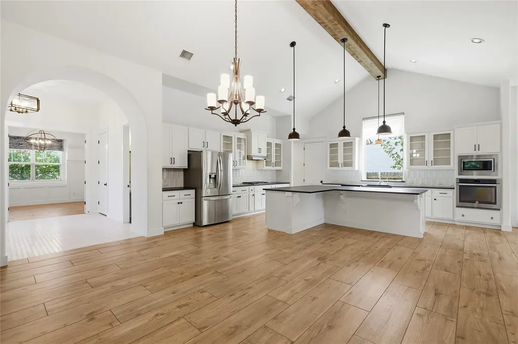 70 Santa Maria Street Georgetown TX 78628