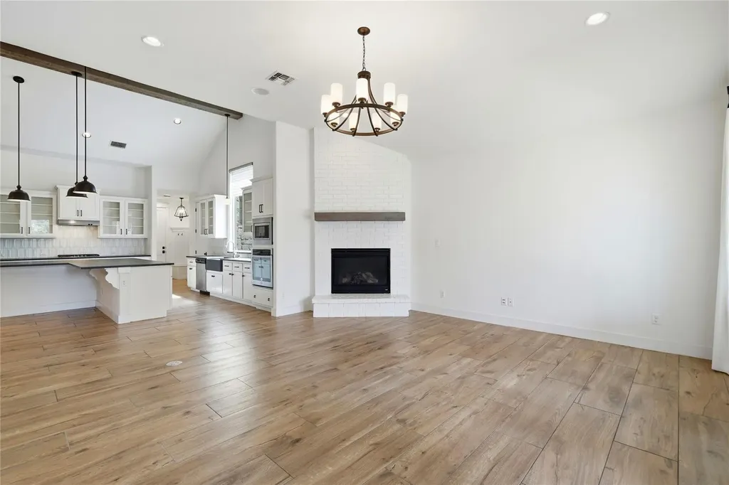 70 Santa Maria Street Georgetown TX 78628