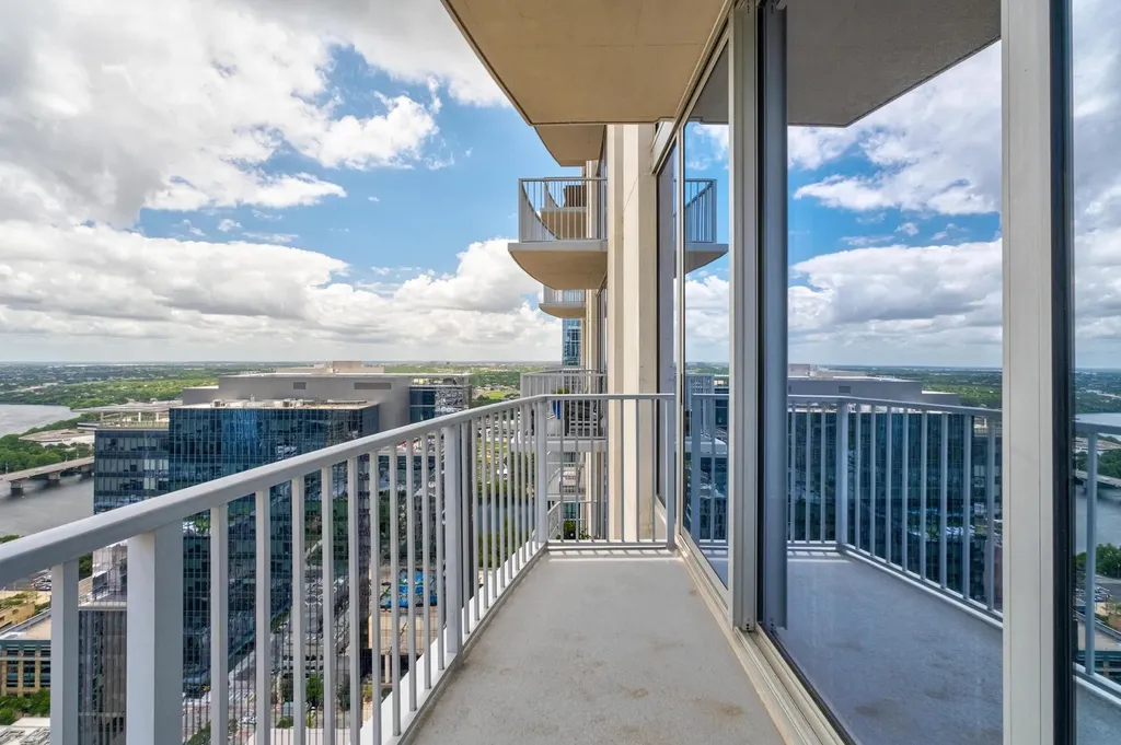 360 Nueces Street Austin TX 78701