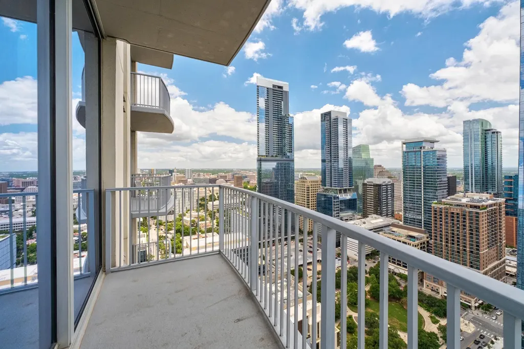 360 Nueces Street Austin TX 78701