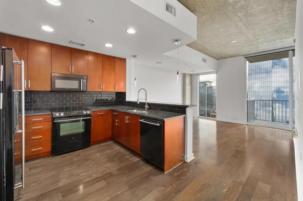 360 Nueces Street Austin TX 78701