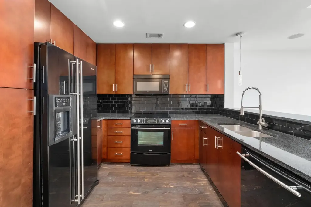 360 Nueces Street Austin TX 78701