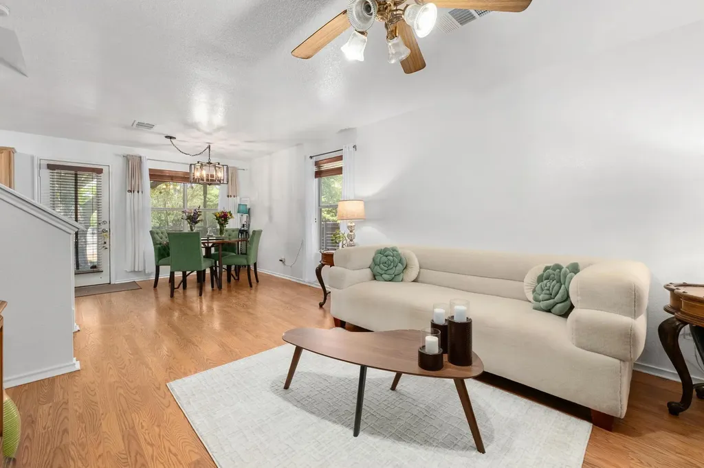 1184 Waller Street Austin TX 78702