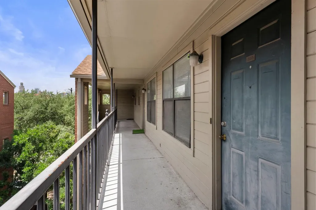 106 E 30th Street Austin TX 78705