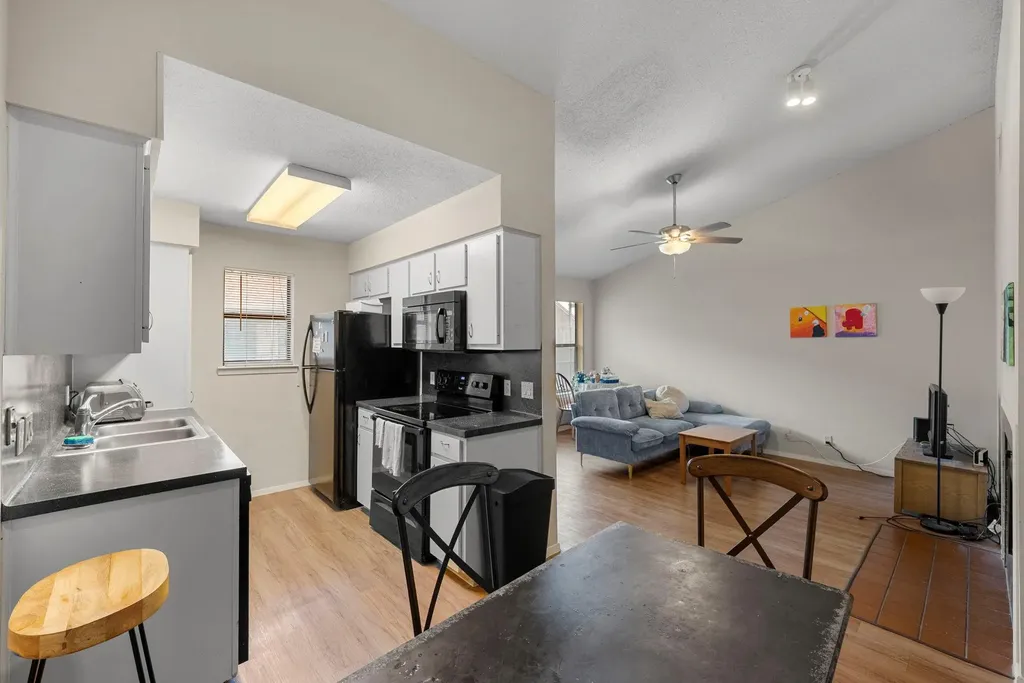 106 E 30th Street Austin TX 78705