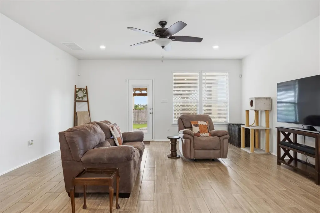 16616 Brogan Lane Pflugerville TX 78660