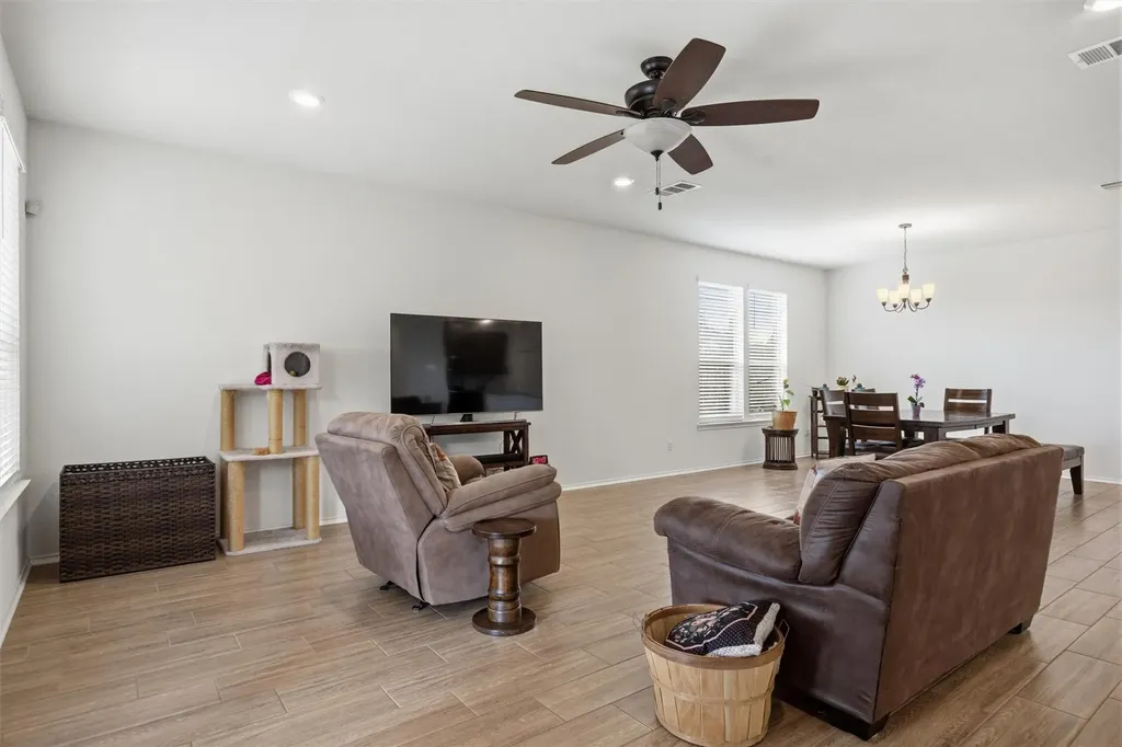 16616 Brogan Lane Pflugerville TX 78660