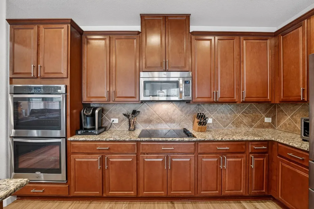 1124 Calla Lily Boulevard Leander TX 78641