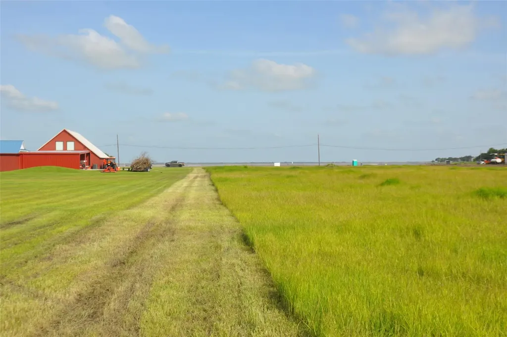 269 Cr 305 Bayshore Road Palacios TX 77465