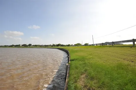 269 Cr 305 Bayshore Road Palacios TX 77465