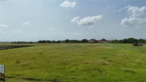 269 Cr 305 Bayshore Road Palacios TX 77465