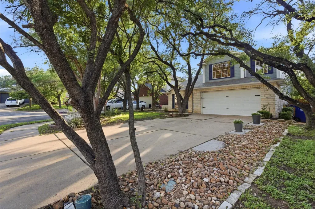 8920 W Hove Loop Austin TX 78749