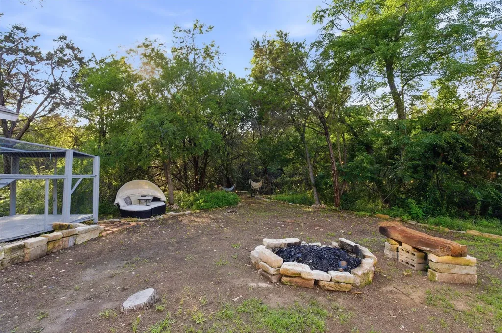 8920 W Hove Loop Austin TX 78749