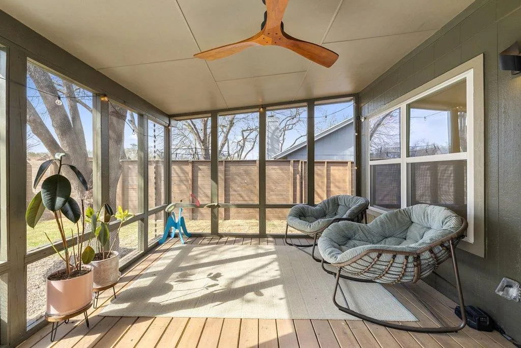 8202 Cache Drive Austin TX 78749