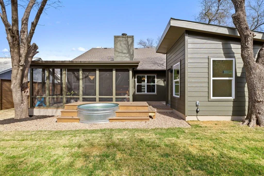 8202 Cache Drive Austin TX 78749