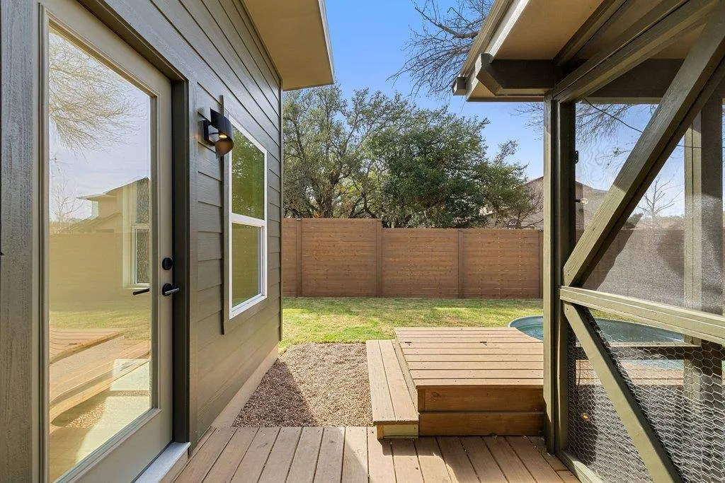 8202 Cache Drive Austin TX 78749