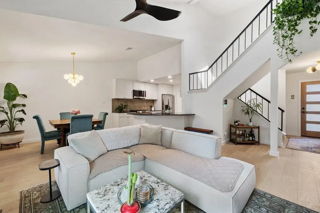8202 Cache Drive Austin TX 78749