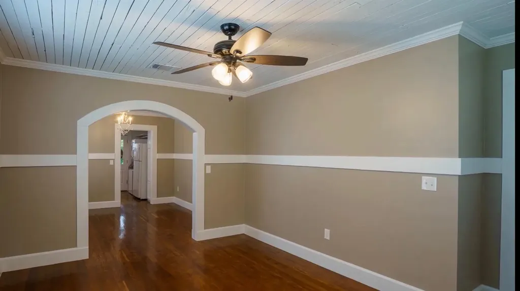 1223, 1223 1/2 & 1225 S Austin Avenue S Georgetown TX 78626