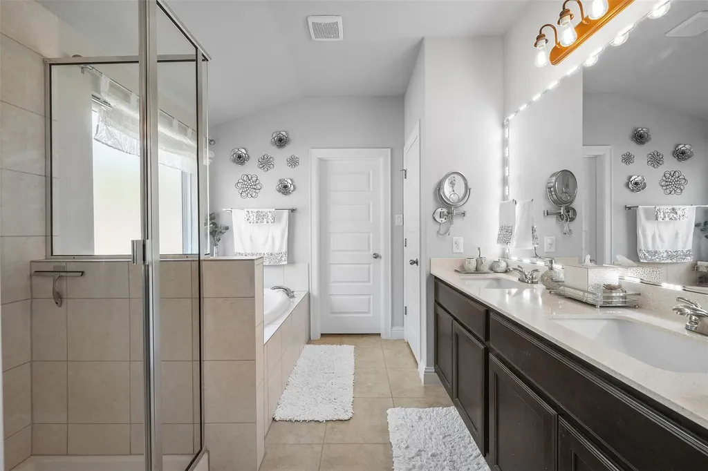 5302 Thunderbird Street Lago Vista TX 78645