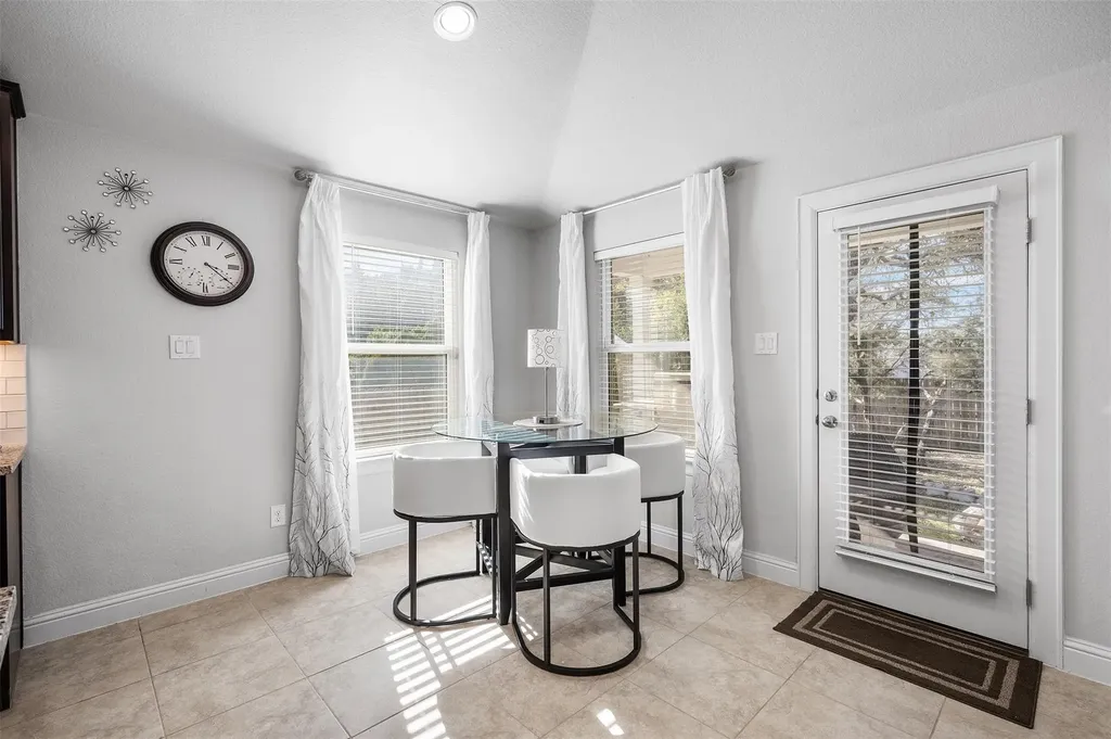 5302 Thunderbird Street Lago Vista TX 78645