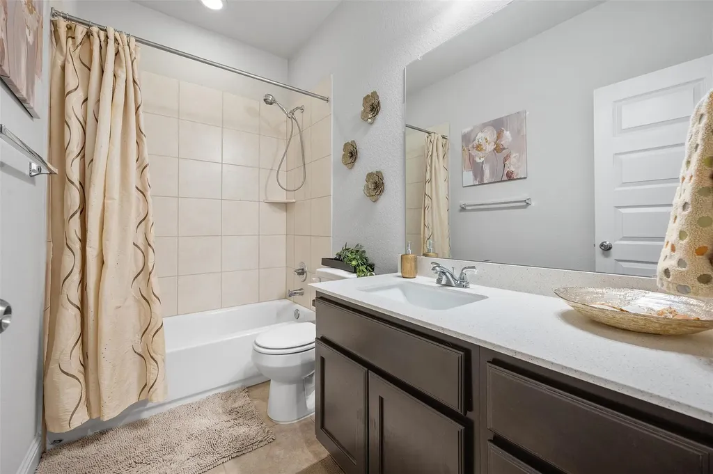 5302 Thunderbird Street Lago Vista TX 78645