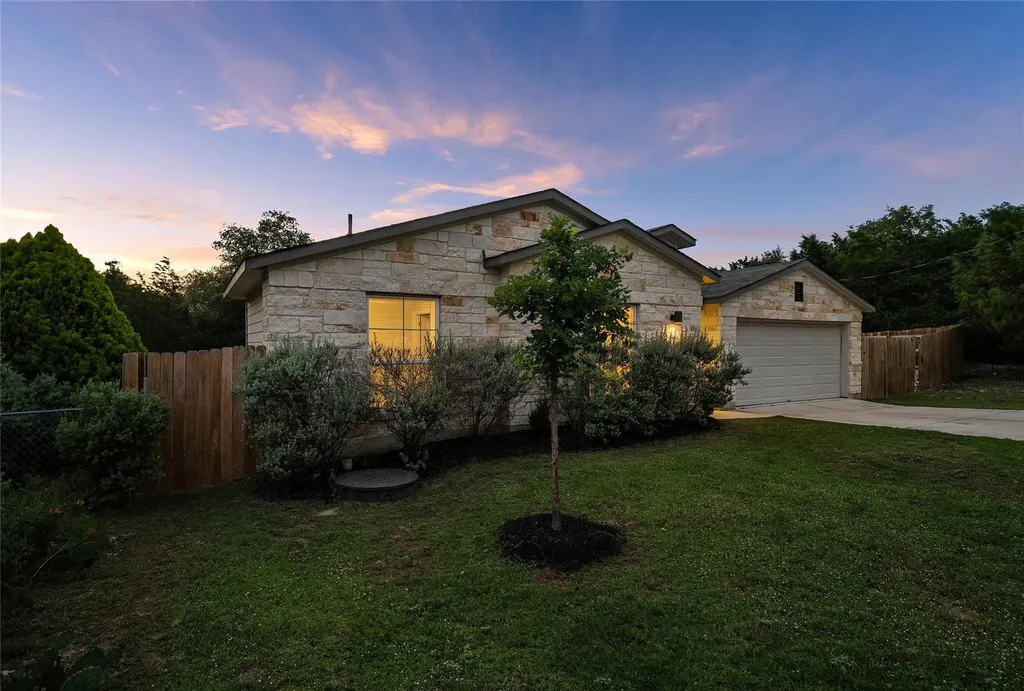 5302 Thunderbird Street Lago Vista TX 78645