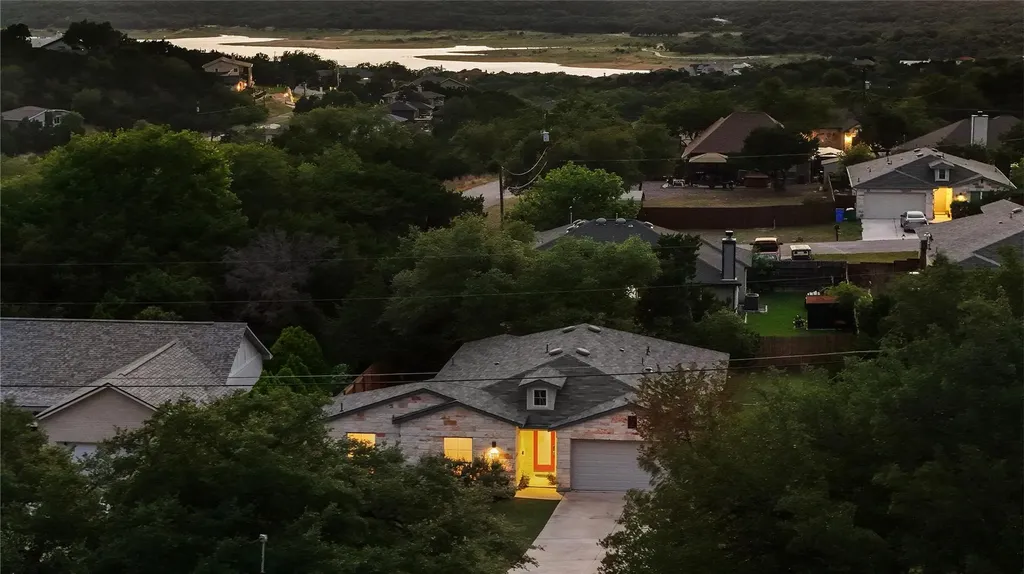 5302 Thunderbird Street Lago Vista TX 78645