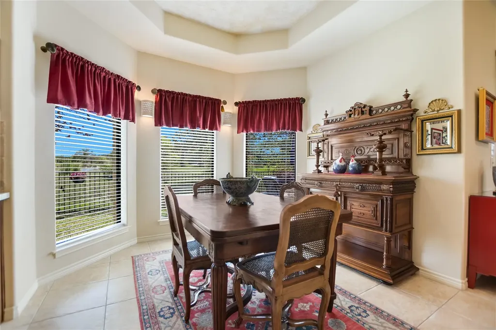 101 Western Spur Horseshoe Bay TX 78657