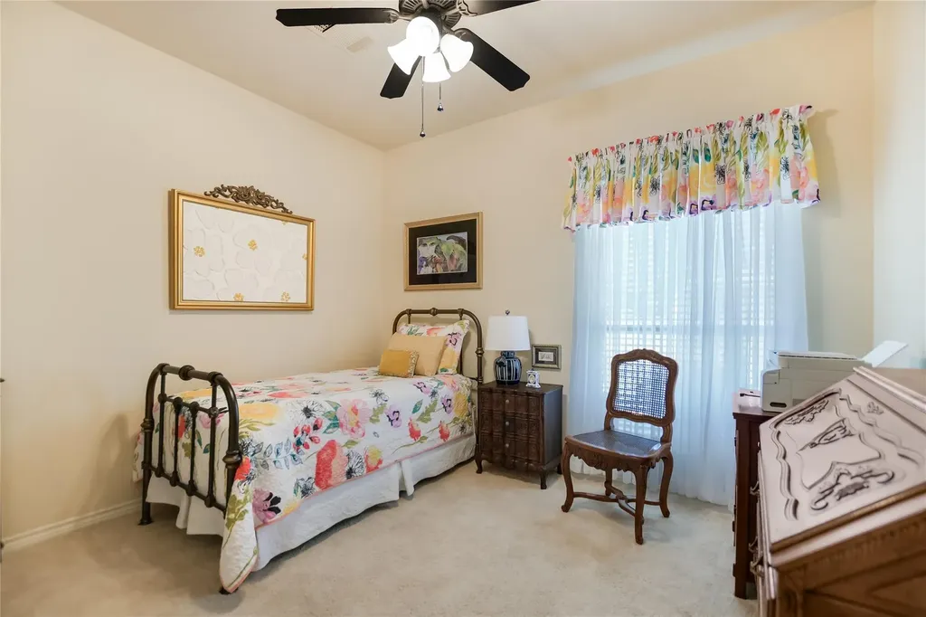 101 Western Spur Horseshoe Bay TX 78657