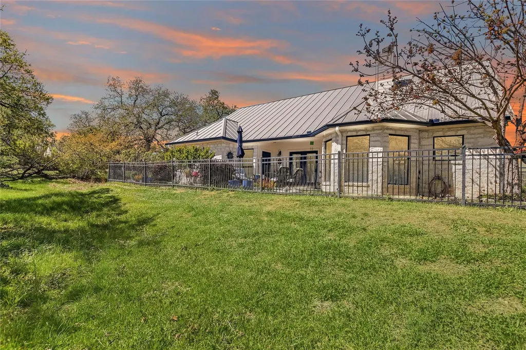 101 Western Spur Horseshoe Bay TX 78657