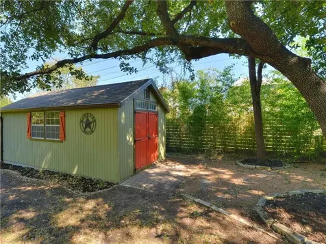 208 Braeswood Road Austin TX 78704