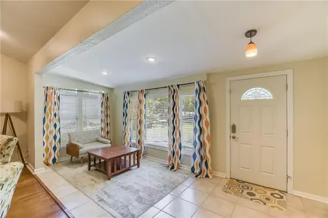 208 Braeswood Road Austin TX 78704